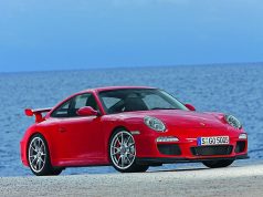 Порше показа фейслифт версията на 911 GT3