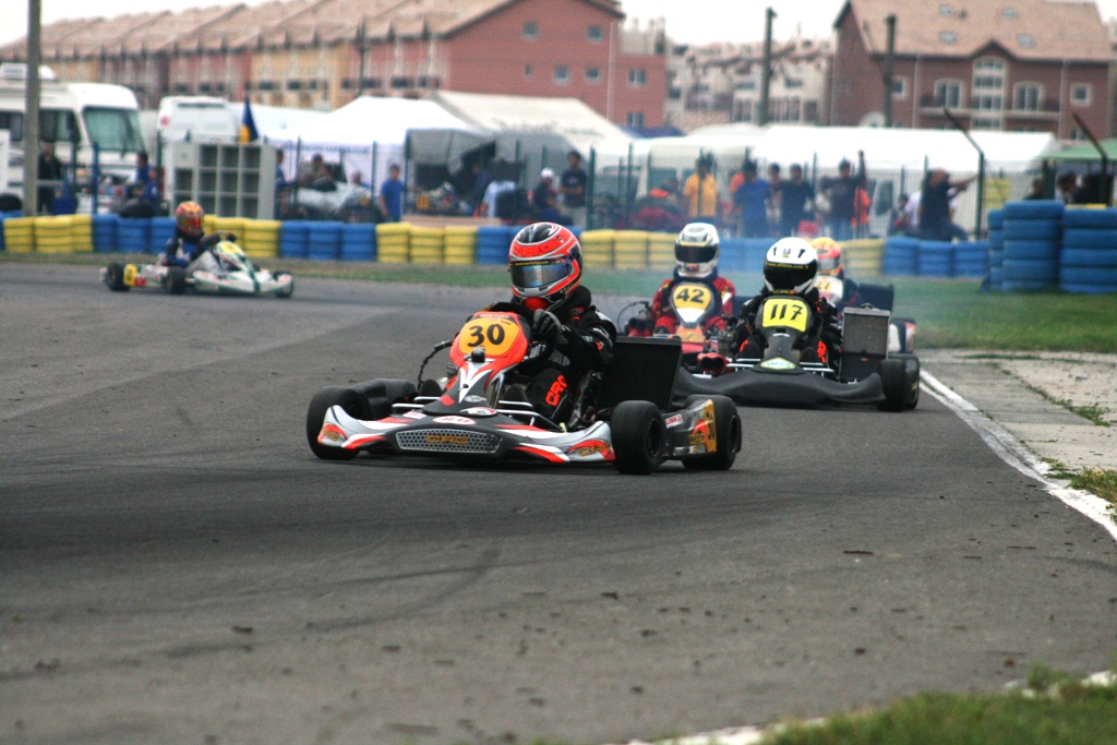 1221327476Bukurest_go-kart