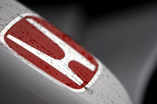 1235749435honda-ra108-nose