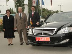 Германското посолство отново с Mercedes-Benz S-класа