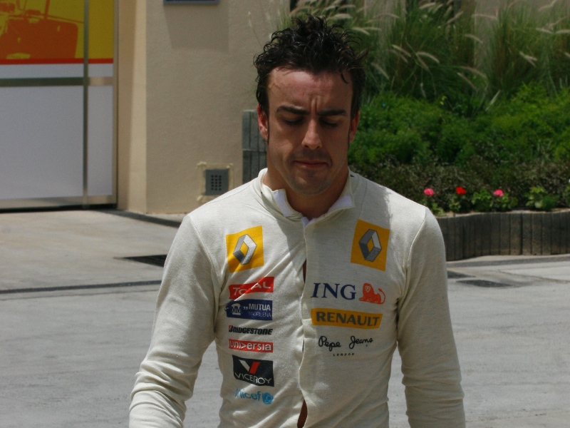 1242753793fernando alonso bahrain 09