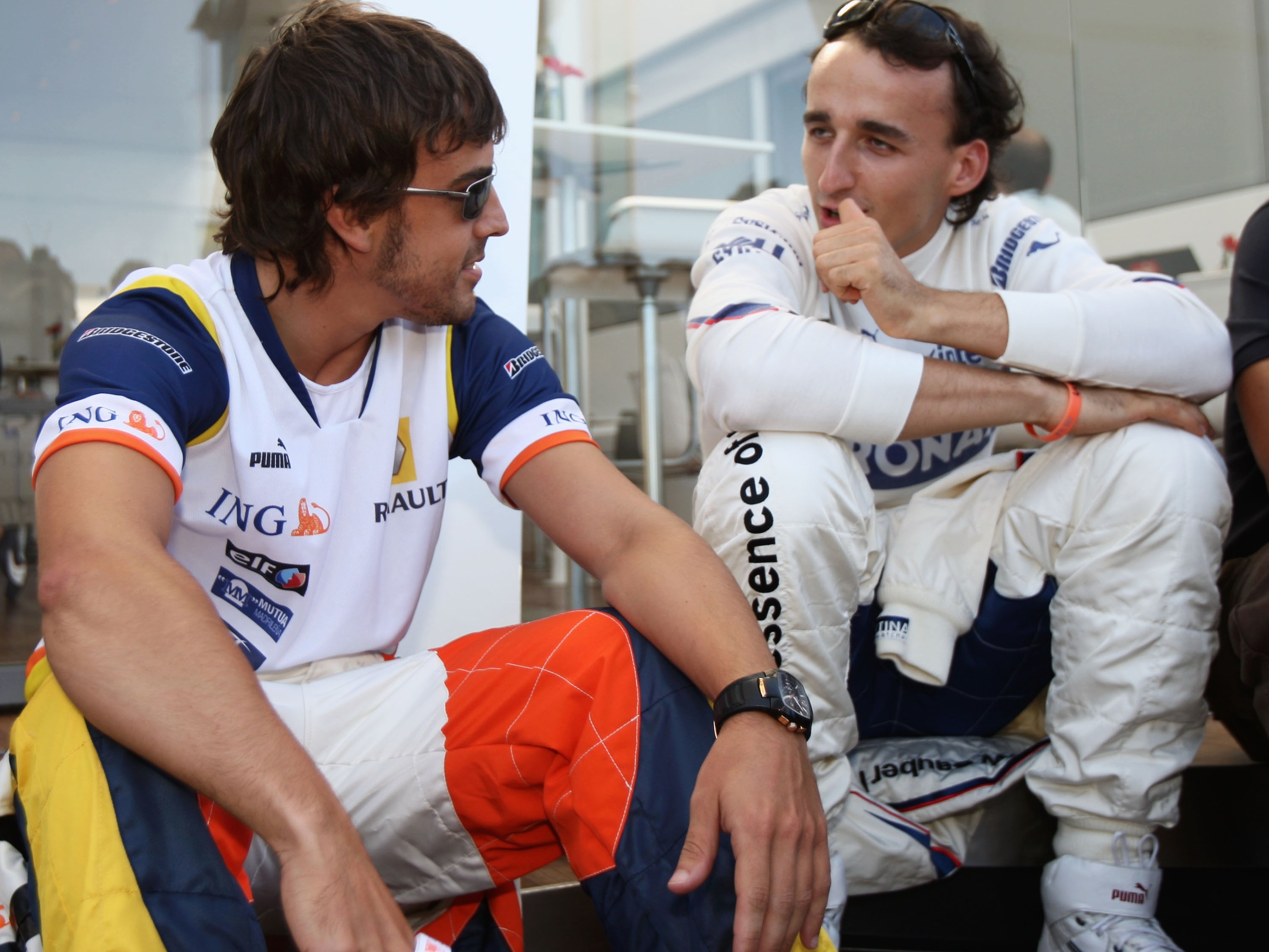 1235701044fernando alonso i robert kubica valencia