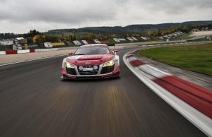 Феликс Баумгартнер ще кара Ауди R8 LMS в 24 часа на Нюрбургринг