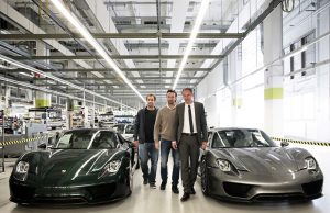 Сампрас и Моя на посещение в Porsche