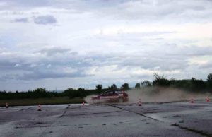 Китайски автомобилни пилоти на обучение у нас