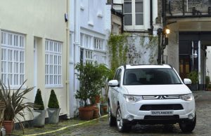Mitsubishi Motors провежда програма “Първо возене” в Ню Йорк
