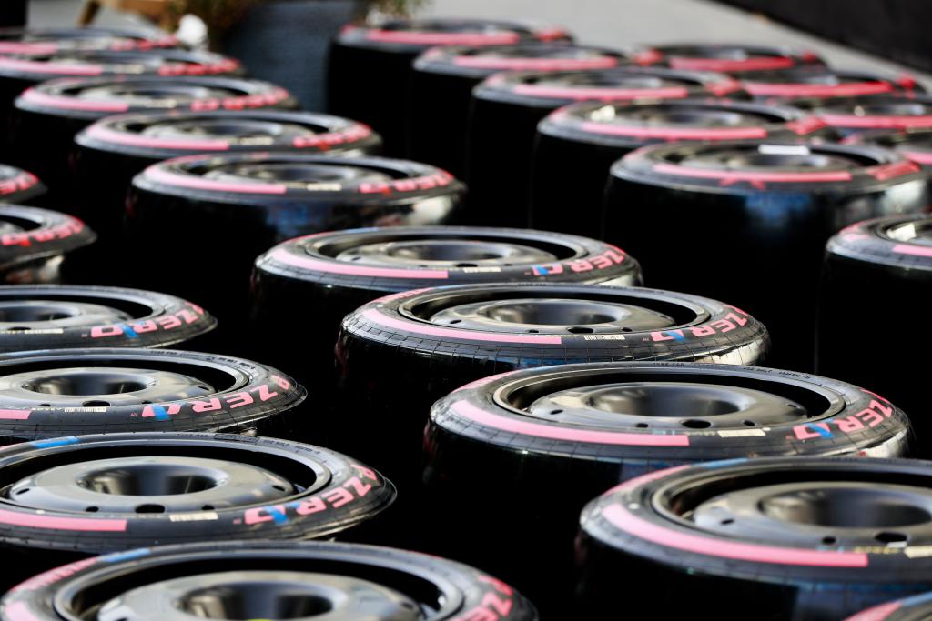18-инчови гуми на Пирели