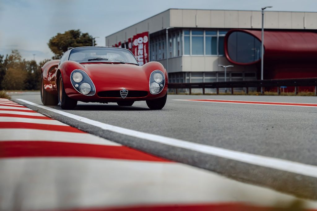 Alfa Romeo 33 Stradale