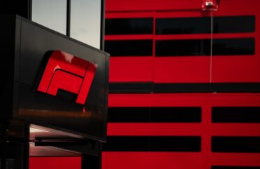 Формула 1 и отборите се разбраха да променят разпределението на мощността за догодина Формула 1, F1, Либърти, Либърти Медия