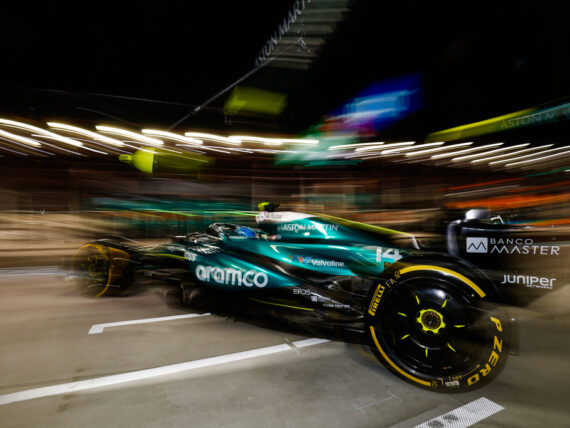 Астън Мартин F1