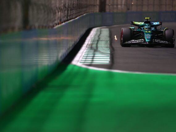 Фернандо Алонсо, Астън Мартин F1