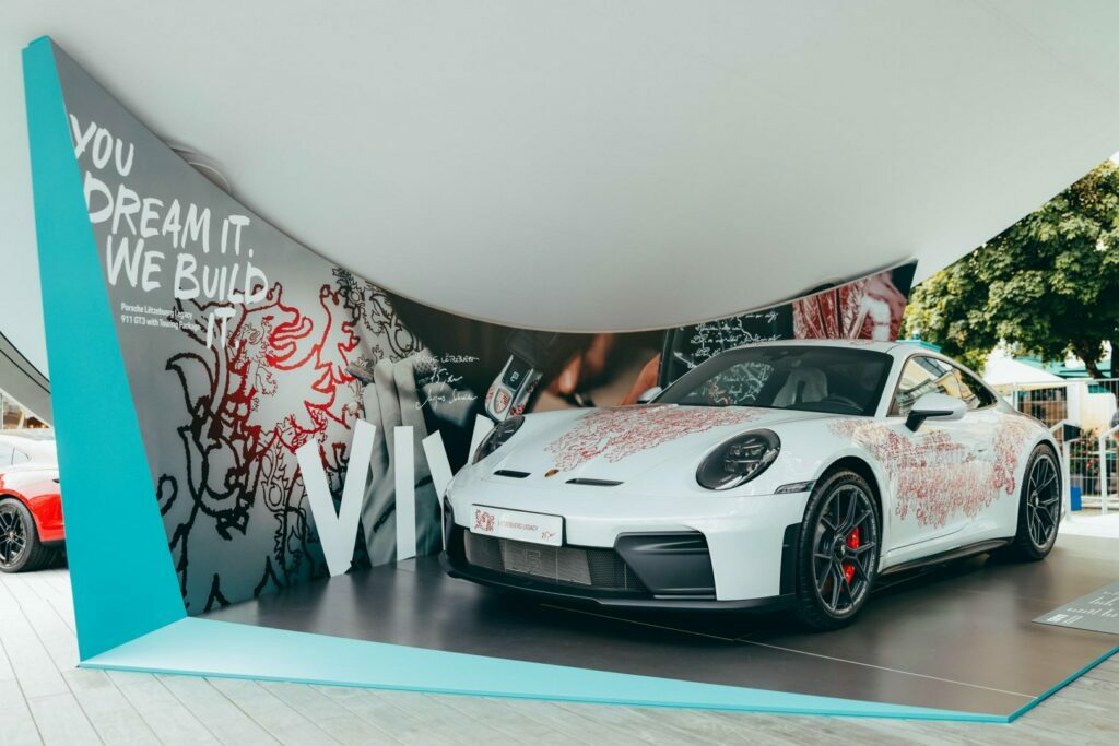 Porsche на IAA Mobility,