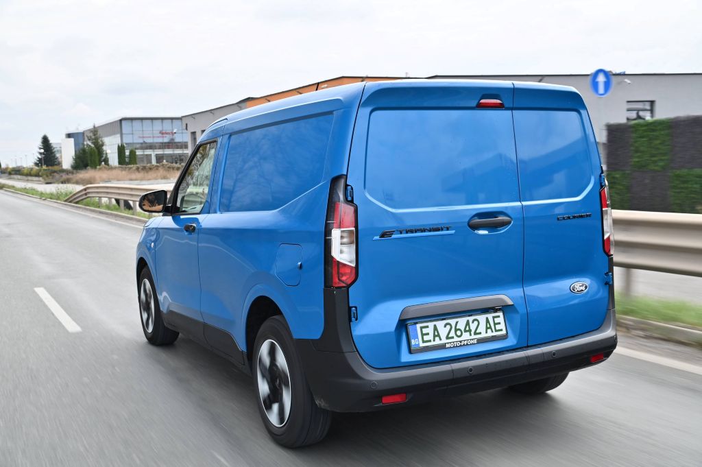 Ford E-Transit Courier