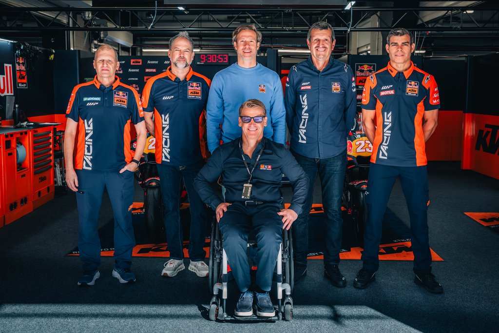 Tech3 и KTM Tech3 и KTM