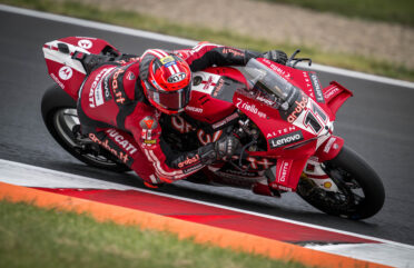 WSBK: Булега с победа в суперпол надпреварата в Чехия Николо Булега
