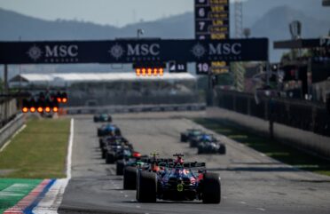 „Налудничавата“ идея на Сайнц за F1: Всеки пилот да кара по 2 старта за всеки отбор Формула 1, F1, стартова решетка, грид, Гран при на Барселона-Каталуния, Гран при на Каталуния, Барселона, Каталуния