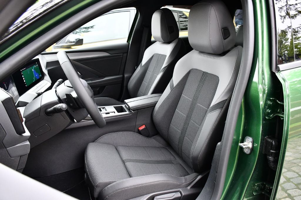 Ергономичните Intelli-Seats
