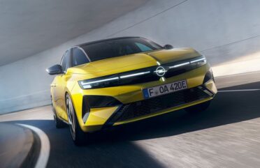 Opel: Обновената Astra пристигна и може да бъде поръчана Opel Astra L