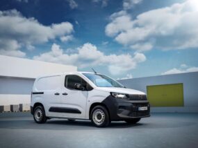 Opel разширява лекотоварната си гама с новия Combo Start Opel Combo Start