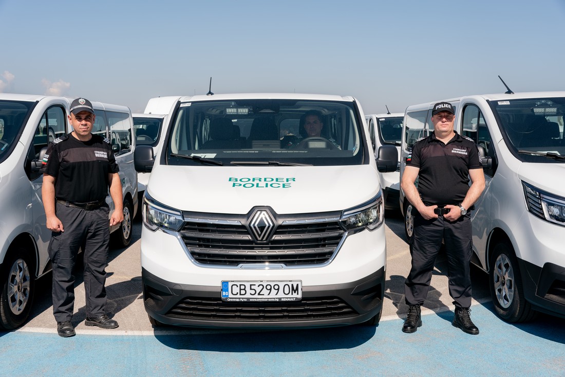 _PDK9214-DxO_DeepPRIME XD3_result Renault Trafic за Гранична полиция