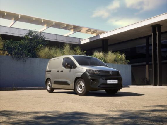 Peugeot Partner Active: Иновации в услуга на професионалистите Peugeot Partner Active