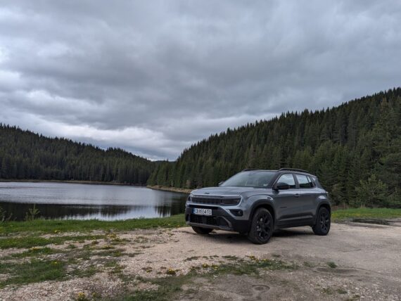 Jeep Avenger 4хе: Дух и материя Jeep Avenger 4хе