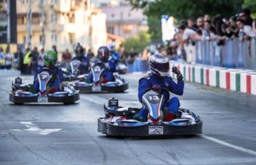 Виктор Николов триумфира в Red Bull Kart Fight след епична битка в София Виктор Николов спечели финала на Red Bull Kart Fight в София.
