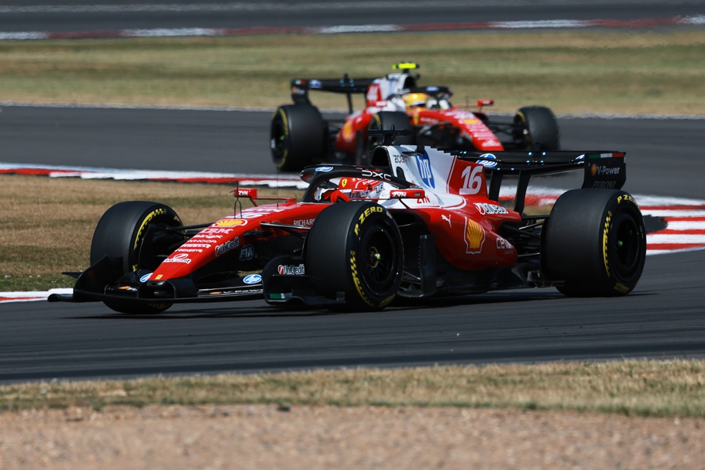 152 Шарл Льоклер, Люис Хамилтън, Ферари F1