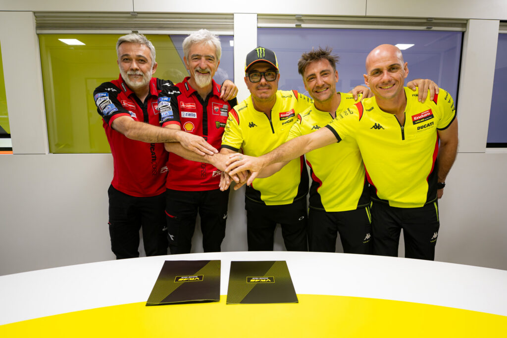 VR46 и Дукати VR46 и Дукати