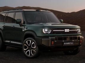 Geely Galaxy Cruiser 700: Страховит двойник на Defender Geely Galaxy Cruiser 700