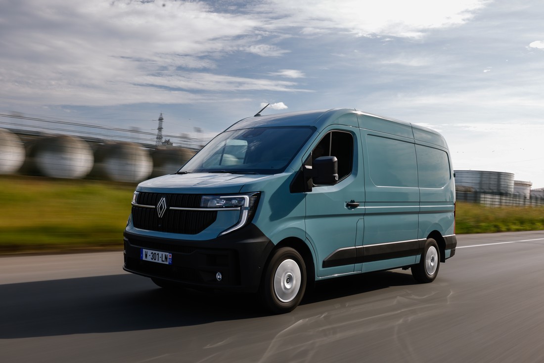 R-DAM_1572366_result Renault Master
